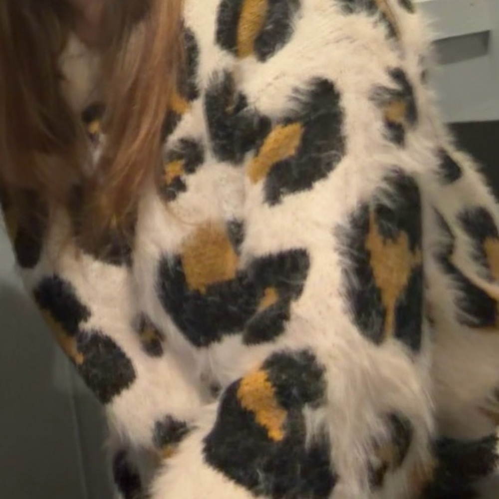 En Crème Cream and Black Leopard Print Sweater - Picture 5 of 5
